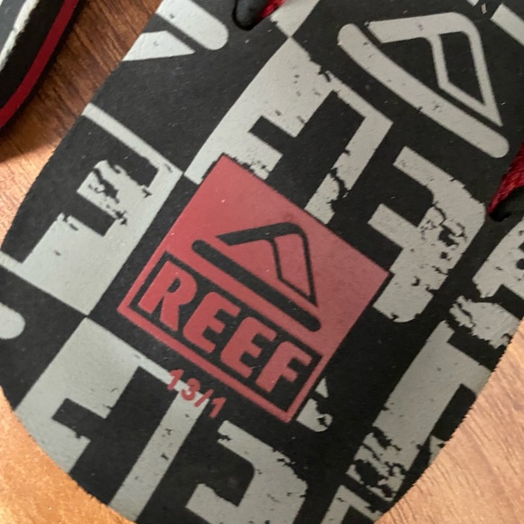 Reef Flip-Flops (Size 13/1) - Picture 6 of 7